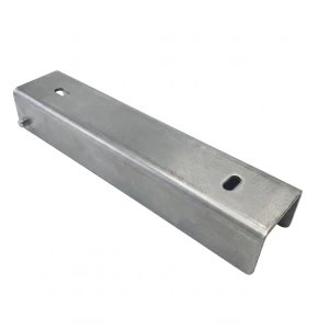 Profilato a C collegamento supporto per muretto 250x50 zincato