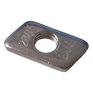 Inserto filettato M8 Tipo 28/15 – acciaio inox A2 per profili di montaggio PV