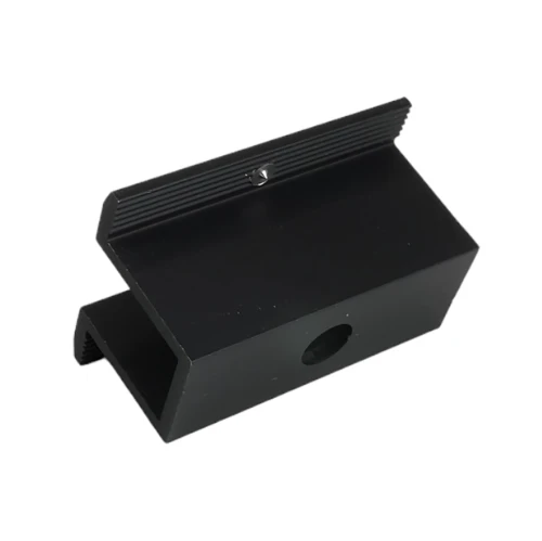 Morsetto centrale H25 L50 con perno di messa a terra Anodizzato PV-04-10 (1)